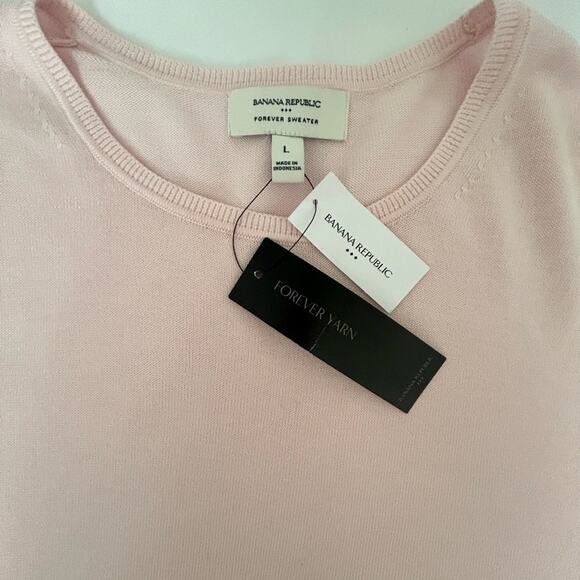 Banana Republic Soft Pink Sweater NWT - Picture 6 of 10